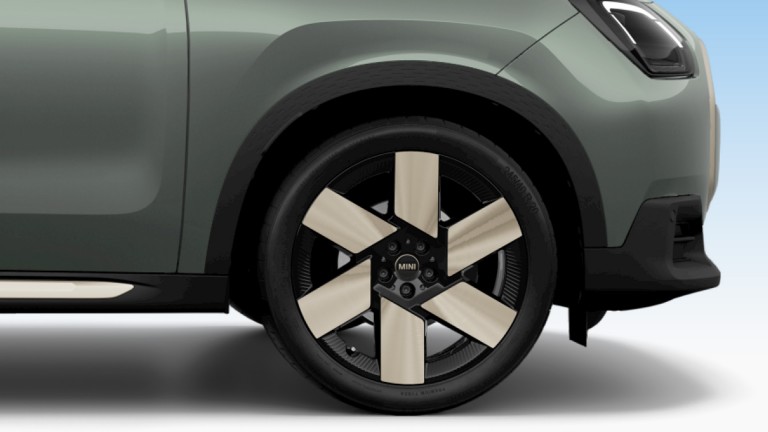 MINI Countryman 100% eléctrico - medidas - ruedas y llantas