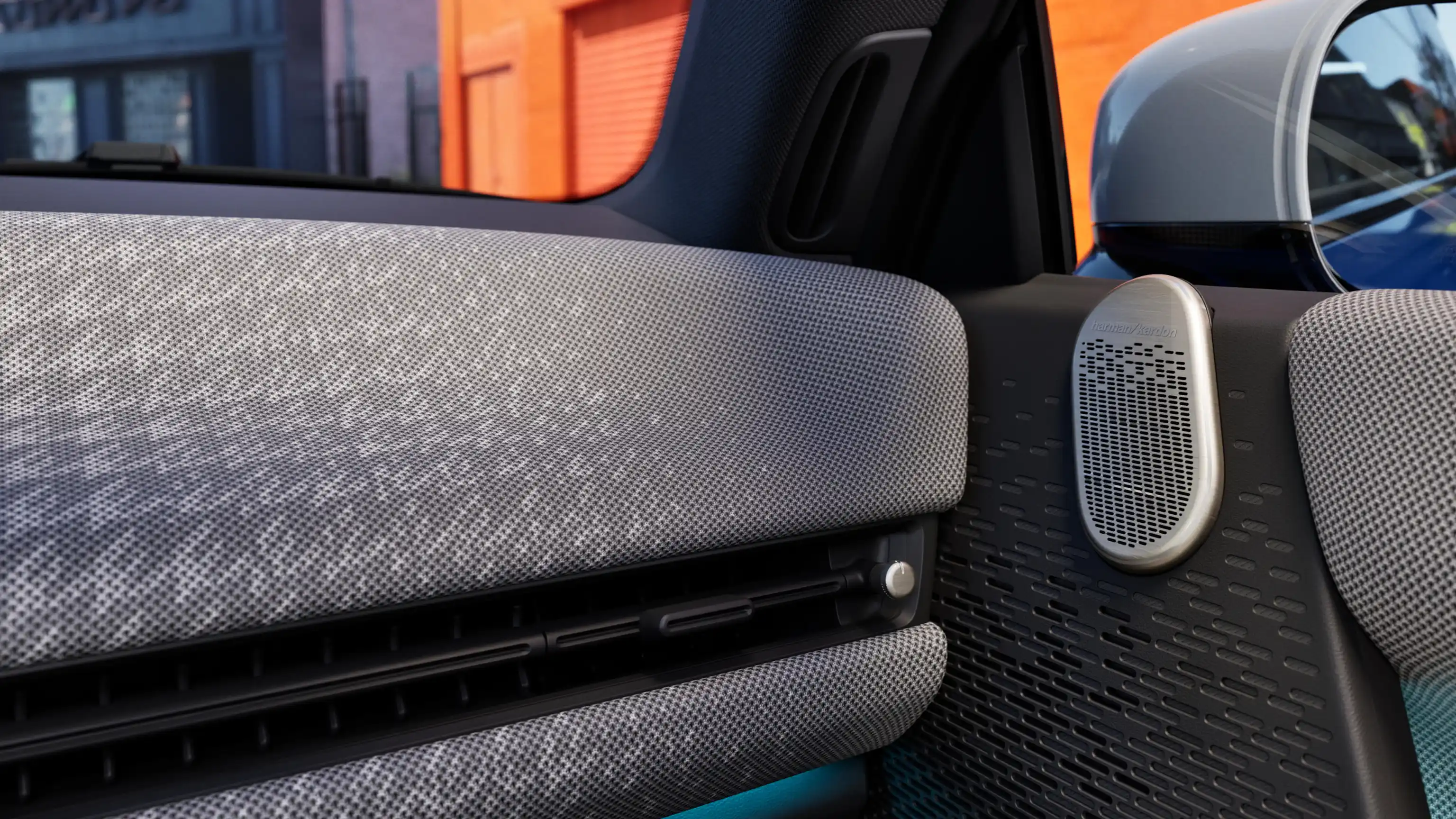 MINI Cooper 100% eléctrico - Sistema de sonido