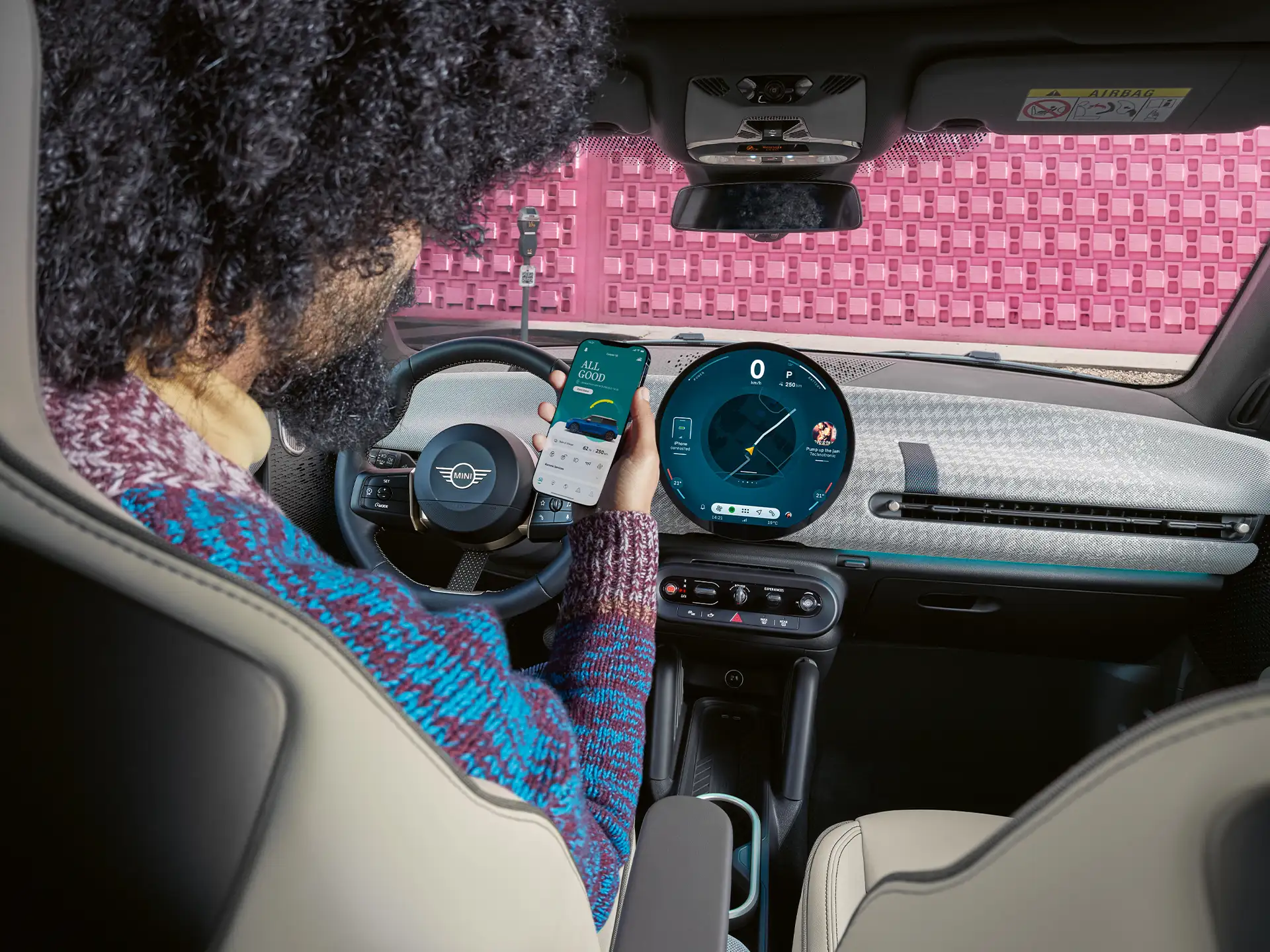 MINI Cooper 100% eléctrico - MINI Journey