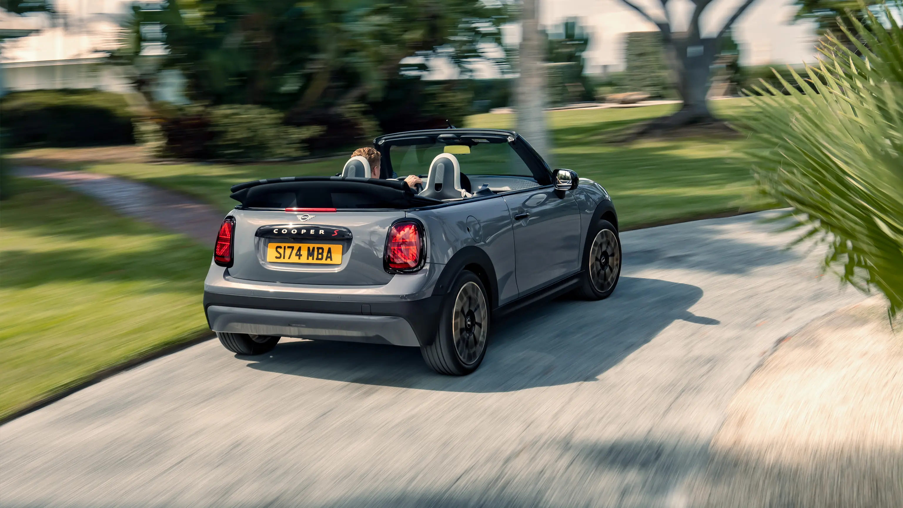 MINI Cooper Cabrio - Parte trasera