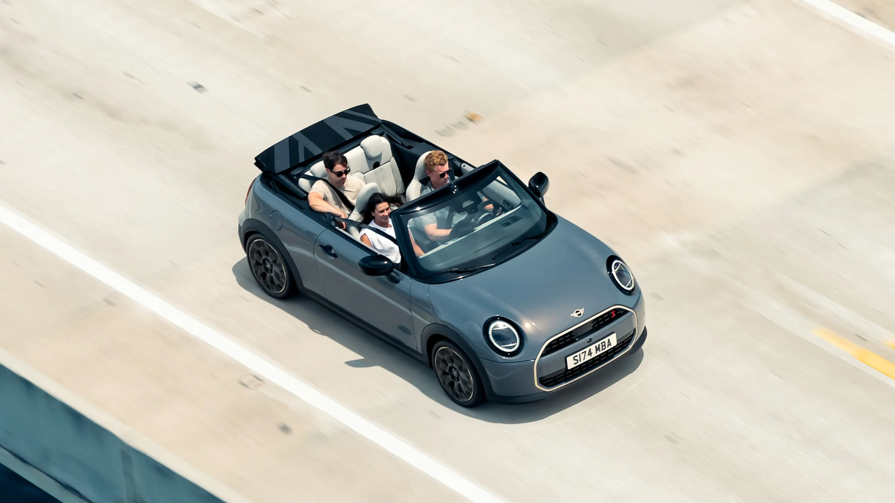 MINI Cooper Cabrio - Aire libre