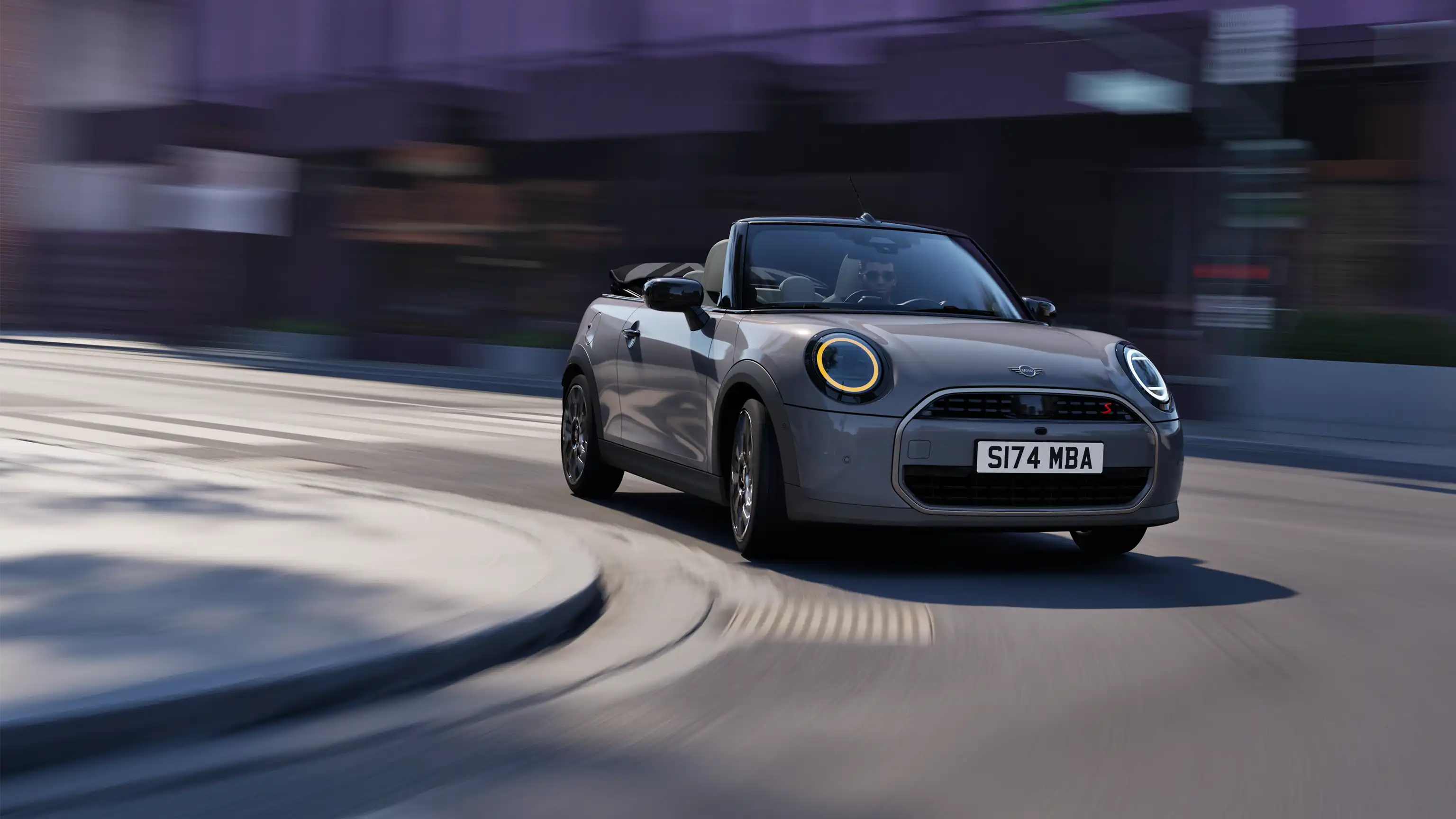 MINI Cooper Cabrio - Driving Assistant