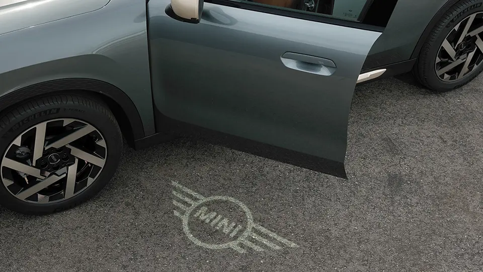 MINI Countryman - exterior - luz de bienvenida