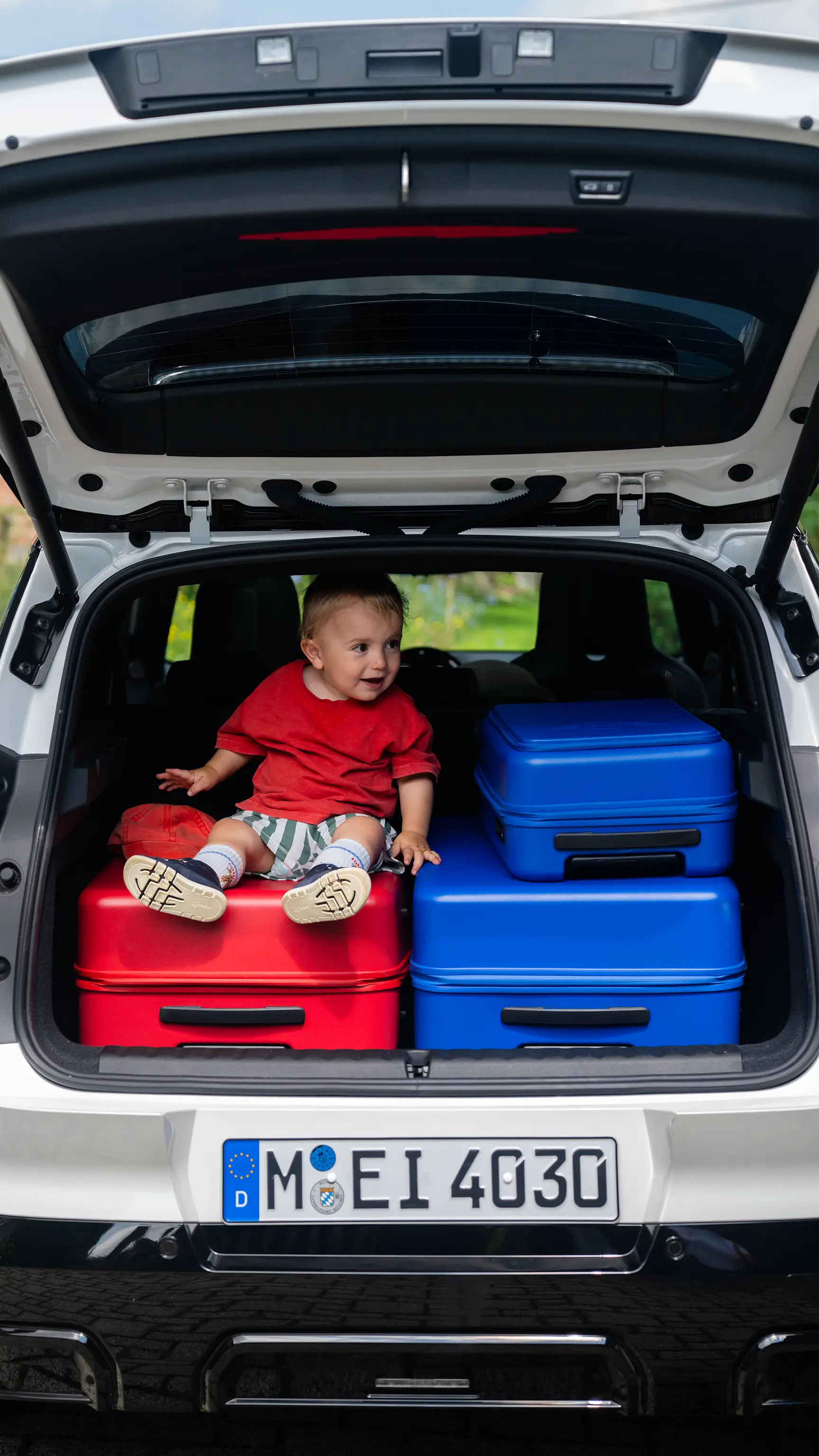MINI Countryman - Bebé en maletero