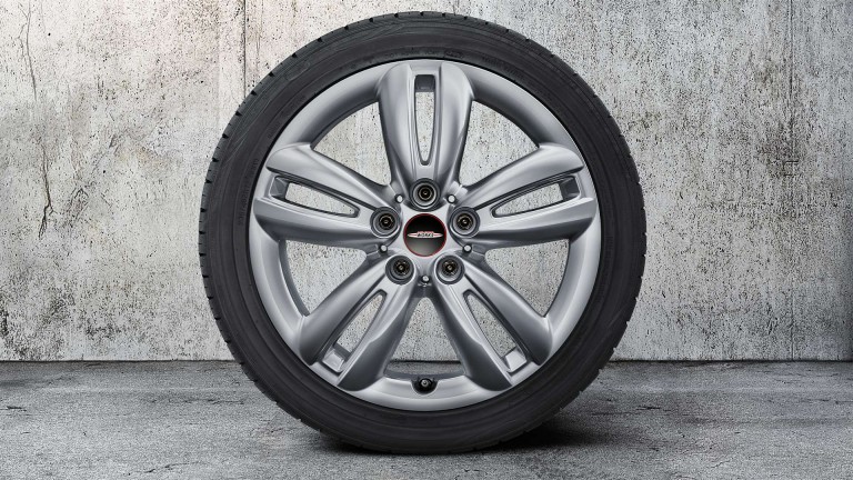 17" JCW track spoke – 501