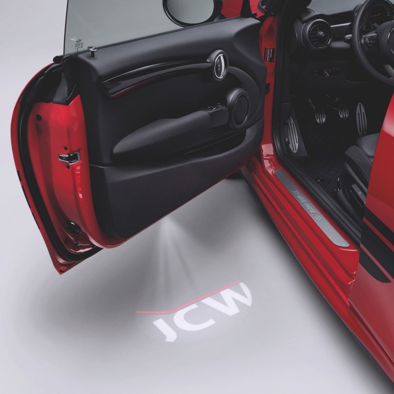 MINI John Cooper Works – rojo y negro – proyector de puerta
