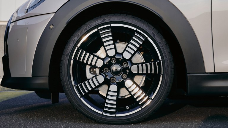 MINI - Etiqueta de neumático - MINI 3 puertas