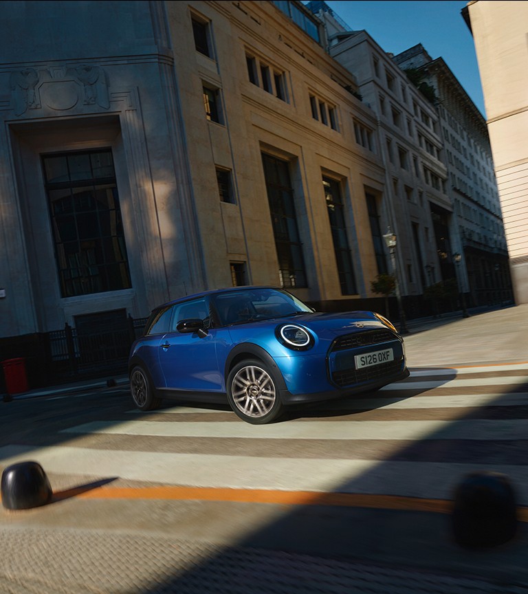 MINI ONE. TODOS QUIEREN ONE.