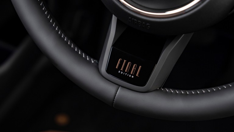 MINI Clubman Final Edition - Galería de teaser - Emblema
