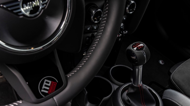 MINI JCW 1to6 Edition - steering wheel batch