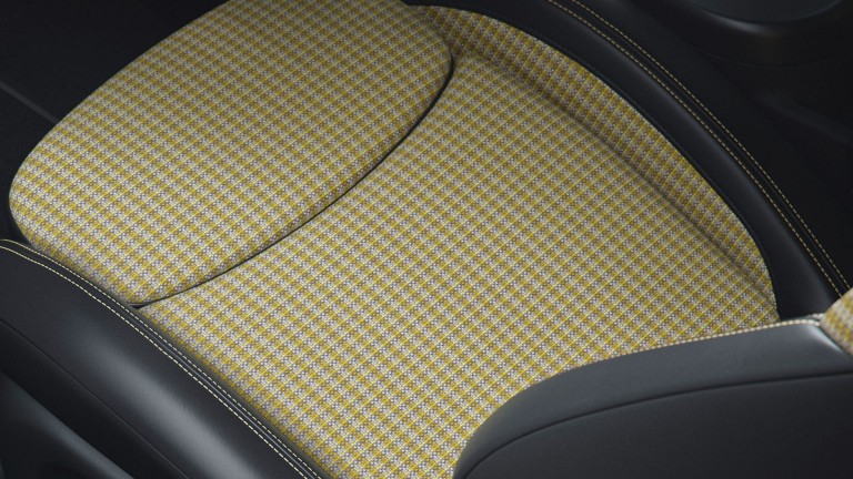 MINI Resolute Edition – volante – diseño Resolute