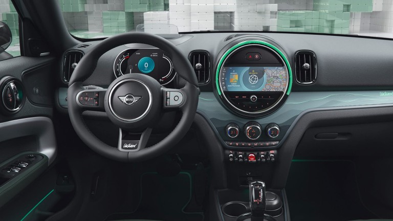 MINI Countryman – interior – superficies interiores Untamed