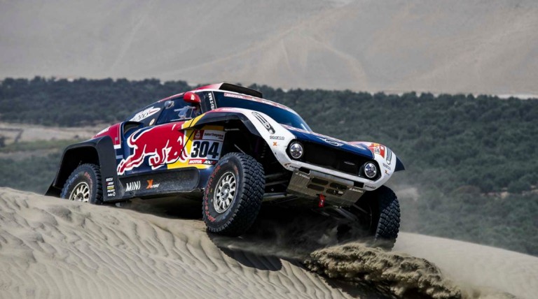 DAKAR 2019 | ETAPA 7: MINI CONSIGUE UN BRILLANTE TRIPLETE.
