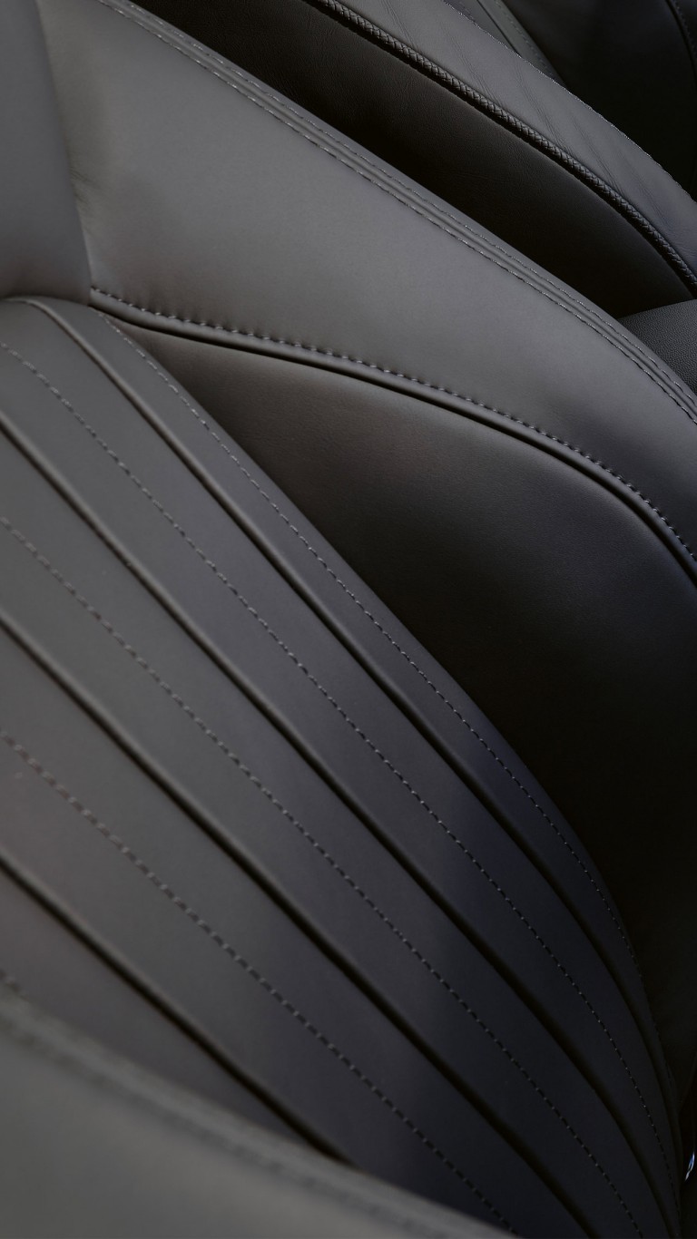 MINI Cooper SE de 3 puertas – interior – paquete de equipamiento MINI Yours