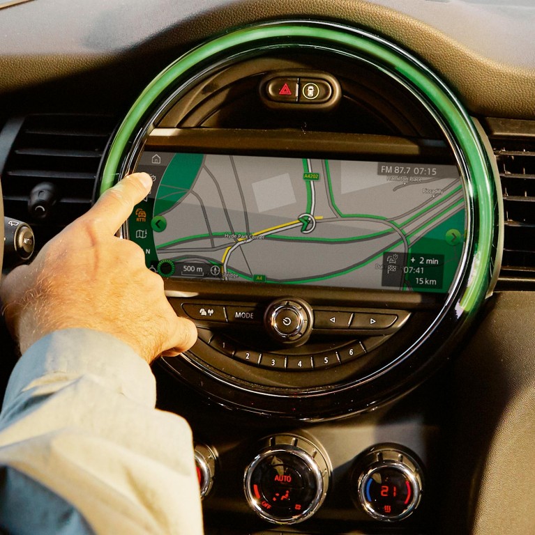 mini connected - edrive services - electric