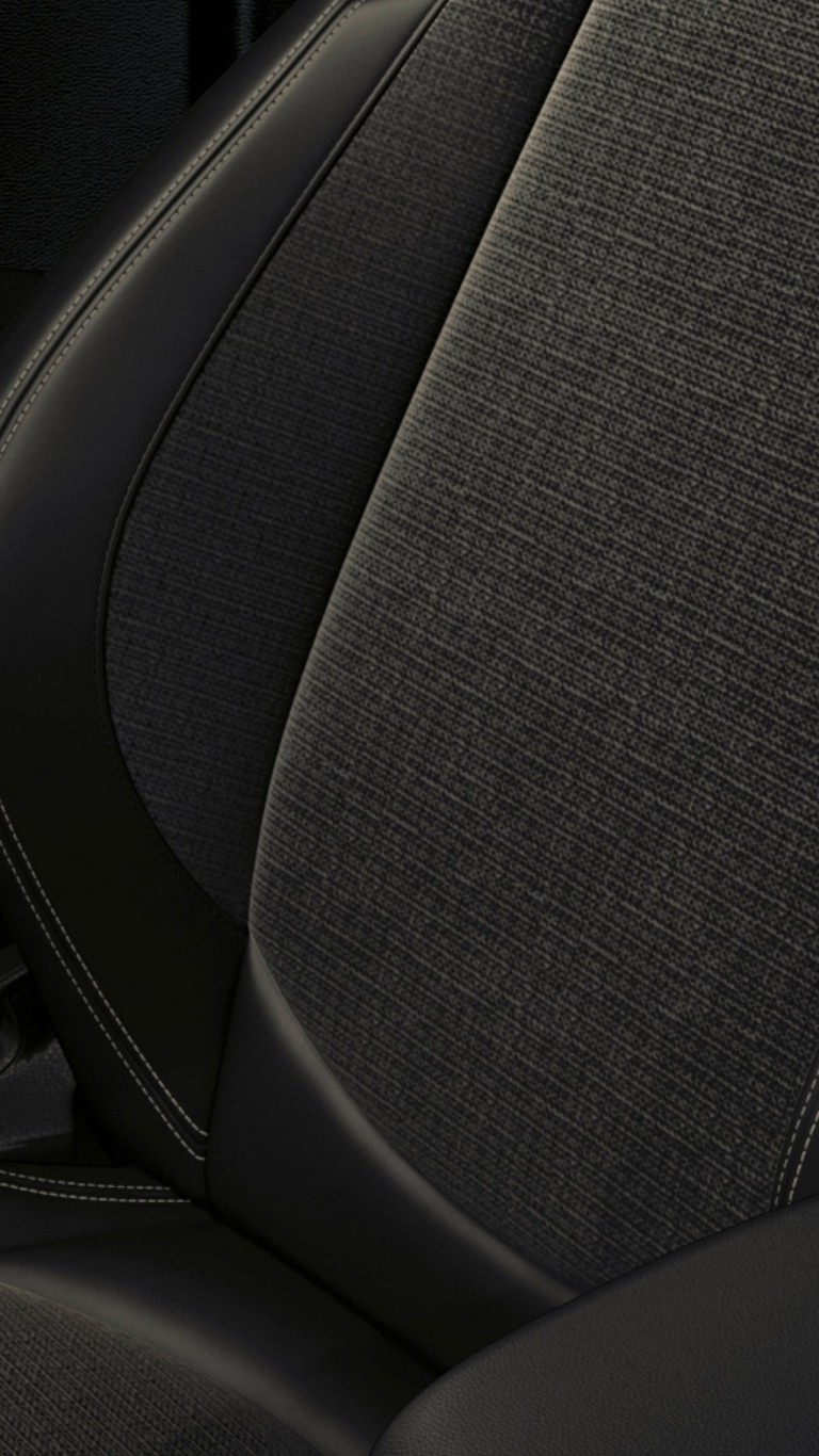 MINI Cooper SE Countryman – interior – paquete de equipamiento Classic